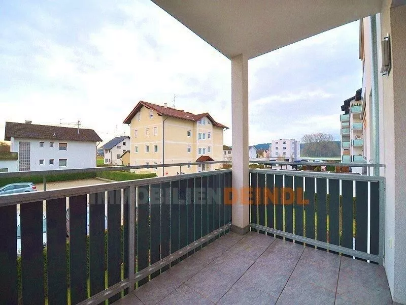 Immobilienangebot - Mattighofen - Alle - Neuwertige 3-Zimmer-Wohnung in Mattighofen