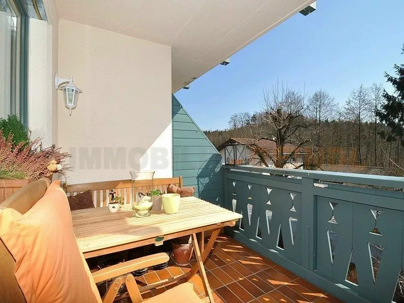 Immobilienangebot - Sankt Georgen - Alle - 3-Zimmer-Wohnung mit Terrassen-Balkon in Oberndorf / Vollern