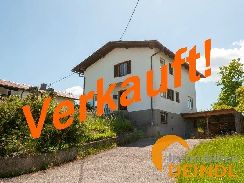Immobilienangebot - Eggelsberg - Alle - Aussichtslage: Sonniges Einfamilienhaus mit Garage in Eggelsberg