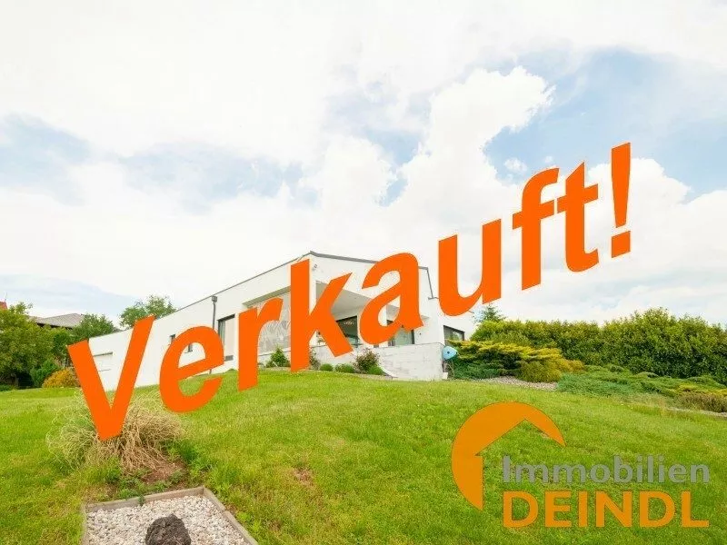 Immobilienangebot - Kirchberg bei Mattighofen - Alle - Aussichtslage: Exklusiver Bungalow in Kirchberg