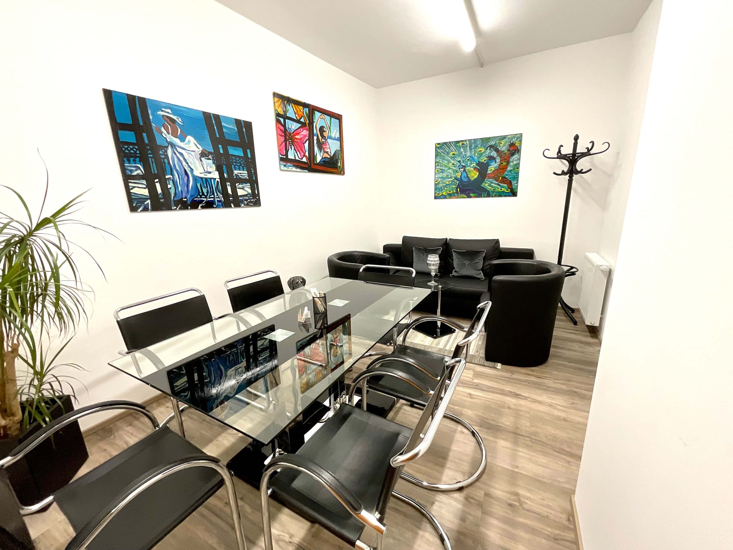 Besprechungsbereich bei Immobilien Deindl
