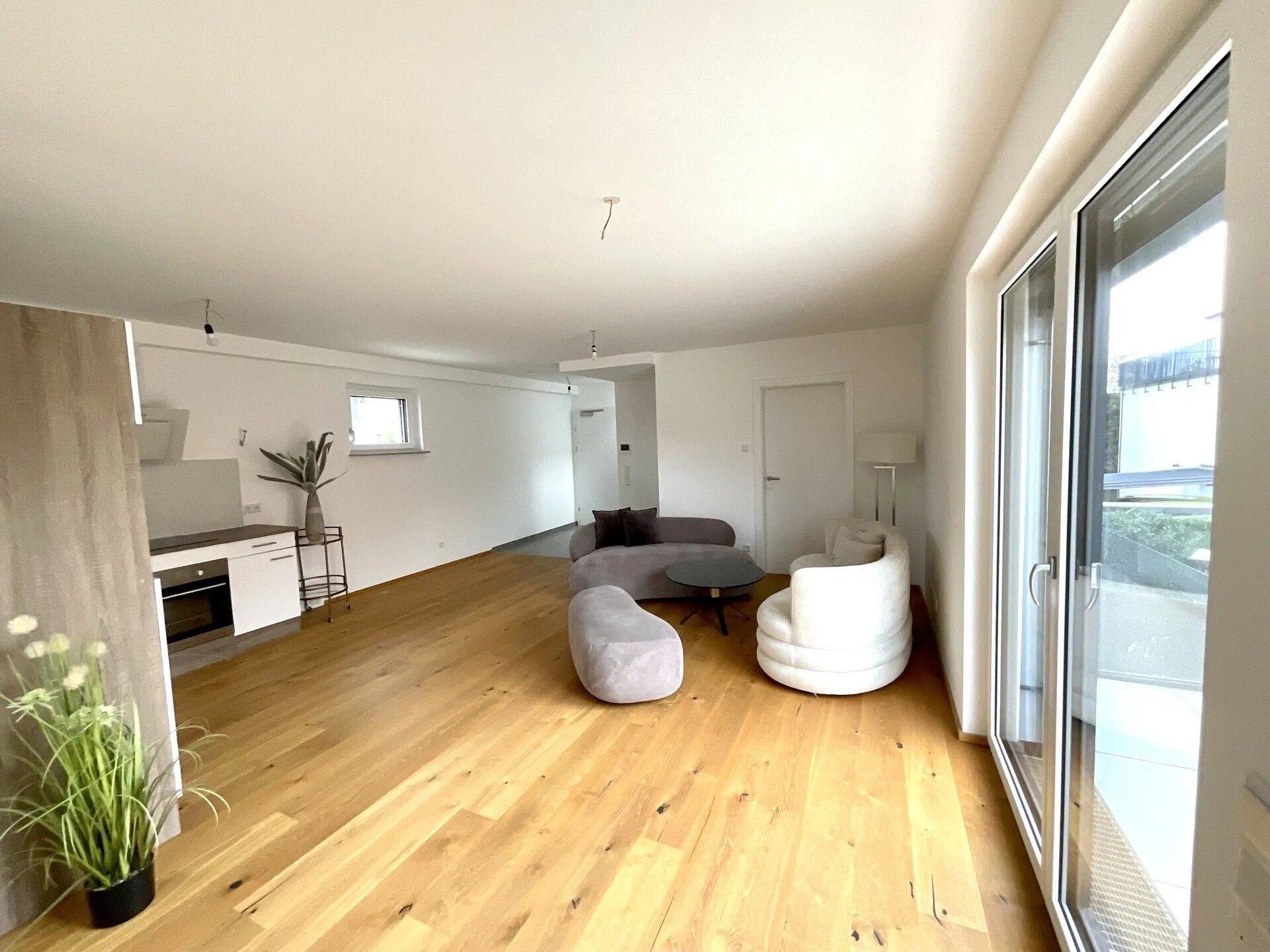 Immobilienangebot - Salzburg - Alle - Salzburg-Maxglan: Stylische Neubau-3-Zi.-Dachterrassenwohnung in ruhiger Lage